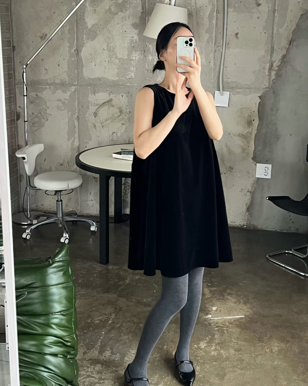 Velvet A-Line Mini Jurk – Tijdloos & Elegant