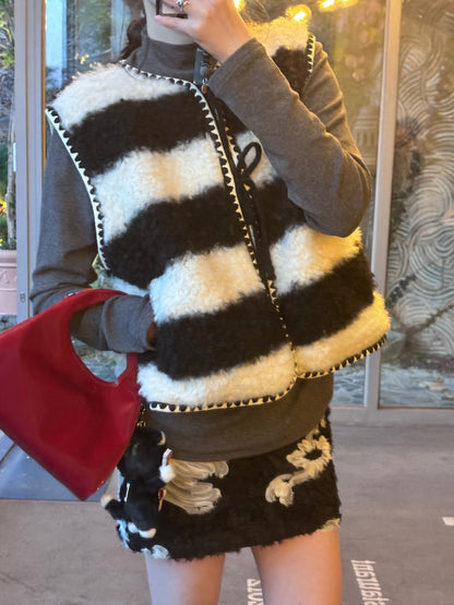 Zwart-Wit Teddy Knit Gilet – Gestreept – Oversized Fit ( zwart-wit )