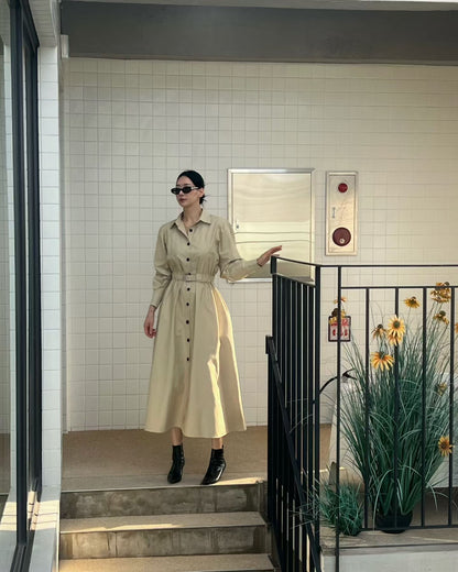 Elegante Beige Button-Down Midi Jurk met Tailleceintuur